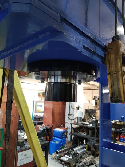 Пресс электрогидравлический ARTAZ ПГ200 200т, напольный