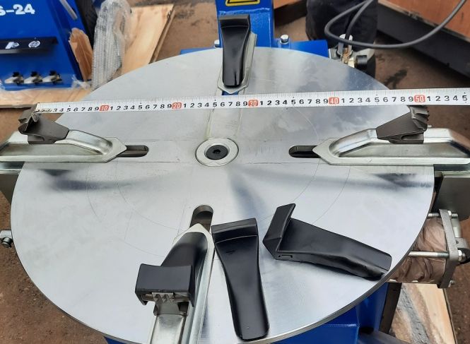 ES-21 Станок шиномонтажный полуавтоматический зажим колеса до 20 дюймов