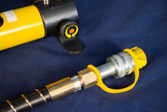 Гидравлический насос односторонний ручной 0.4 л TOR HHB-180