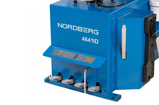 Шиномонтажный станок автоматический Nordberg 4641ID двухскоростной со столом с накладками, 380 В