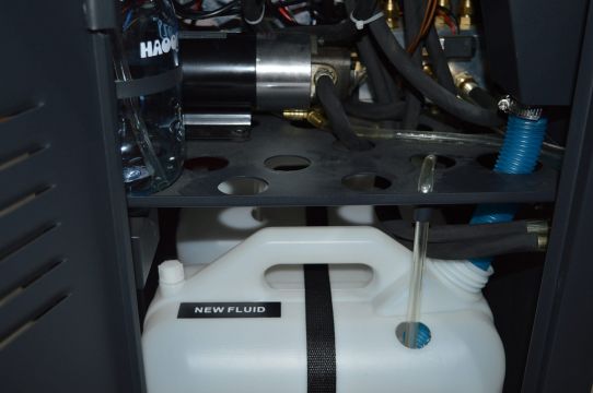 Электрическая установка для замены и промывки масла в АКПП 12В и 220В, с насосом 2л/мин, без комплекта адаптеров Launch CAT-601S