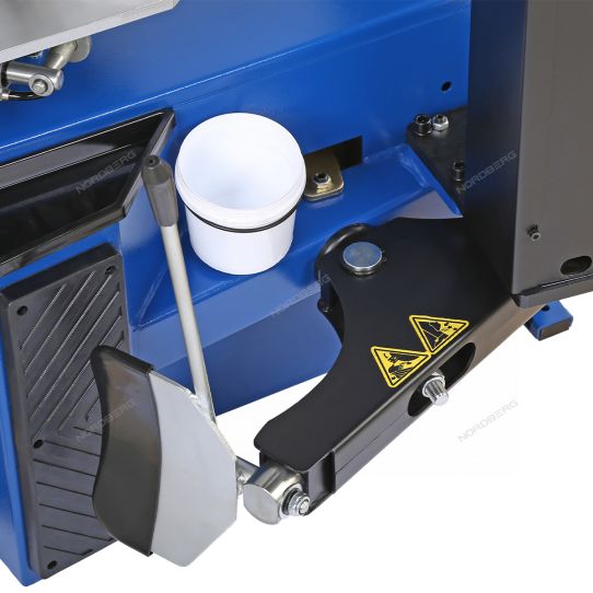 Станок шиномонтажный автоматический 380В двухскоростной Nordberg 4641N синий