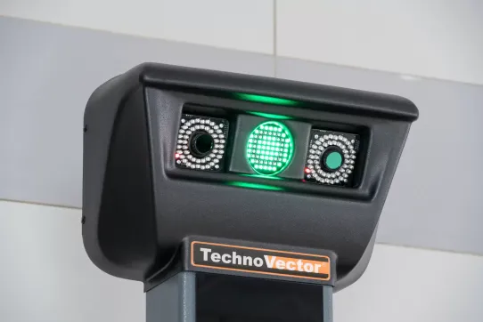 Стенд сход-развала 3D напольный Техновектор P 7204 HTS6 для грузовых автомобилей