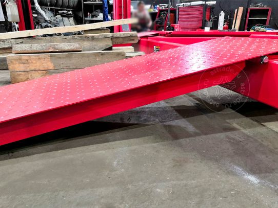 Стенд сход-развал бесконтактный напольный Launch SmartSafe WA913455WF для легковых, внедорожников и микроавтобусов