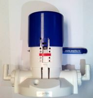 Насос ручной поршневой химический, 30 л/м, Injecta DPL.03F VITON, самовсасывающий, РР и FPM, поворотный носик Насос ручной поршневой химический, 30 л/м, Injecta DPL.03F VITON, самовсасывающий, РР и FPM, поворотный носик