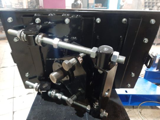 Агрегатная площадка для ямных подъемников 1 т. АП1000-1