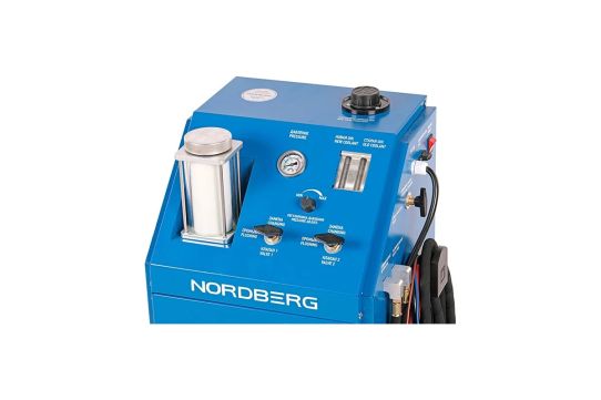 Установка для промывки и замены охлаждающей жидкости 12В, насос до 3.7л/мин, 2х15 л, Nordberg CMA20AB