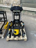 Выпрессовщик шкворней 100 тонн гидравлический шкворнедав для грузовиков на тележке Титан ТТН-101 Выпрессовщик шкворней 100 тонн гидравлический шкворнедав для грузовиков на тележке Титан ТТН-101