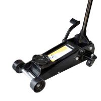 Подкатной гидравлический домкрат до 3 тонн, 145-500мм с педалью Wiederkraft WDK-83500 Подкатной гидравлический домкрат до 3 тонн, 145-500мм с педалью Wiederkraft WDK-83500