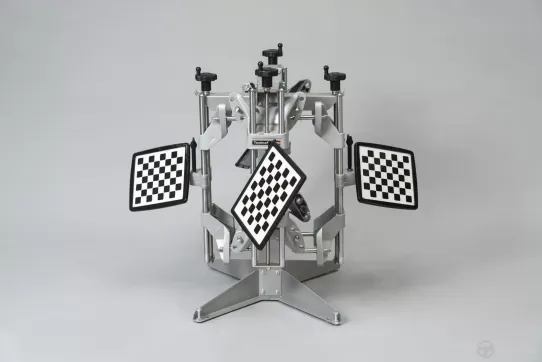 Стенд сход-развала 3D напольный Техновектор P 7204 HTS6 для грузовых автомобилей