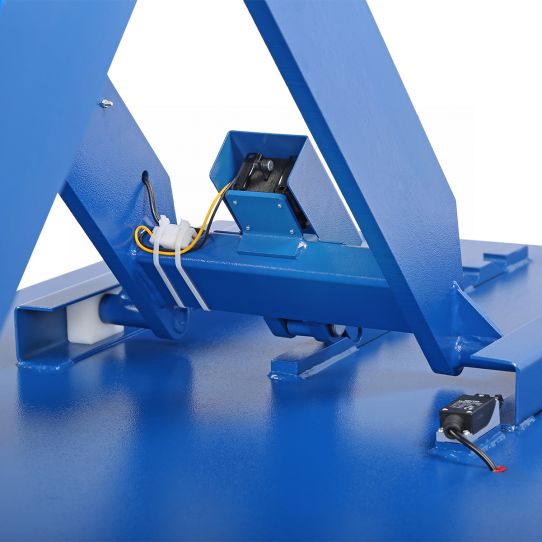 Стол подъемный электрогидравлический 1200 кг, для АКБ электромобиля 800-1800мм Nordberg N3T1501