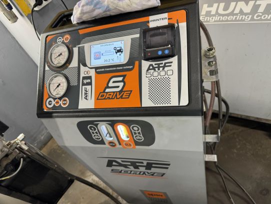 Установка для замены и промывки жидкости АКПП с электроприводом 220В, насосом 8 л/мин, дисплеем ATF S-DRIVE 5000+ Spin 02.023.50S