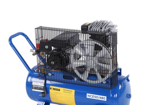 Поршневой компрессор 50 л, 446 л/м, 220В, 3 кВт, ременной, масляный Nordberg NCE50/480