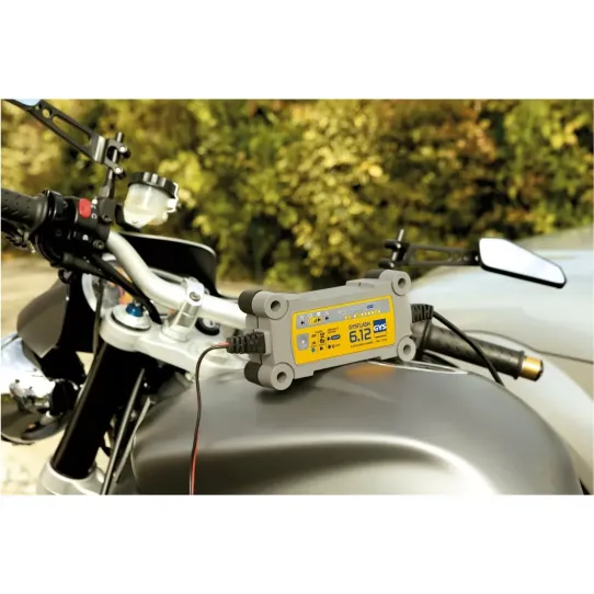 Зарядное устройство для 12В аккумуляторов с режимами AGM и Refresh, IP65 029378 GYS GYSflash 6.12
