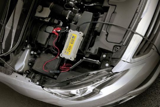 Зарядное устройство 12 В 220 В GYS 029378