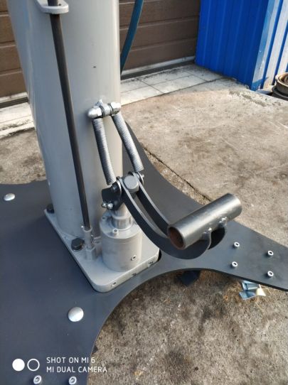 Канавный гидравлический подъемник 15 т, напольный одноштоковый КПП15Р800Ф ARTAZ