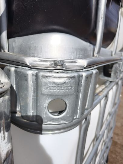 Еврокуб бу на металлическом поддоне 1000 литров