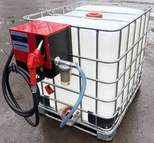Мини АЗС для дизеля 220V 60 л/м еврокуб 1000л с закрытой колонкой Cube