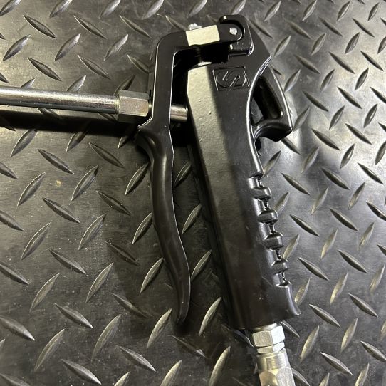 Пистолет раздаточный ручной для консистентной смазки 1 кг/м, с Z-образным шарниром,  Samoa 413080