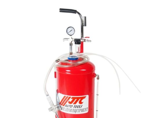 Нагнетатель масла пневматичесий на 25 л, давление 5-7 бар, ручной пистолет JTC-4632