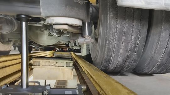 Канавный пневмогидравлический подъемник 15 т, навесной одноштоковый N5015T Nordberg