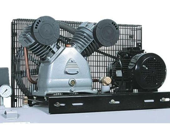 Поршневой компрессор 270 л, 690 л/м, 380В, 5 кВт, ременной, масляный Remeza AIRCAST СБ4/Ф-270.LB50