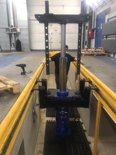 Канавный гидравлический подъемник 16т, навесной Двухштоковый КПНТ16Р1200 ARTAZ