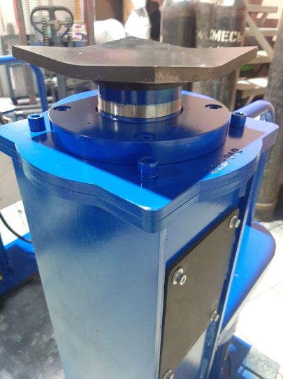 Канавный электромеханический подъемник 14 т, напольный двухштоковый КПП14ЭМ900.2 ARTAZ