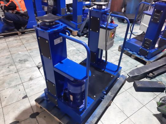 Канавный электромеханический подъемник 10 т, напольный, двухштоковый КПП10ЭМ600 ARTAZ