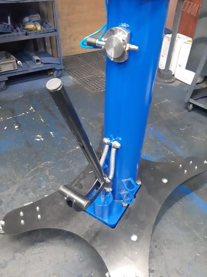 Канавный гидравлический подъемник 15 т, напольный одноштоковый КПП15Р800Ф ARTAZ