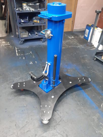 Канавный гидравлический подъемник 15 т, напольный одноштоковый КПП15Р800Ф ARTAZ