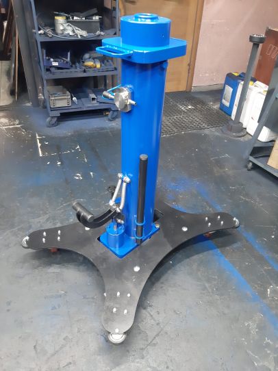 Канавный гидравлический подъемник 15 т, напольный одноштоковый КПП15Р800Ф ARTAZ