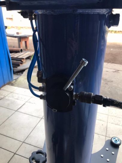 Канавный гидравлический подъемник 15 т, напольный одноштоковый КПП15Р800Ф ARTAZ