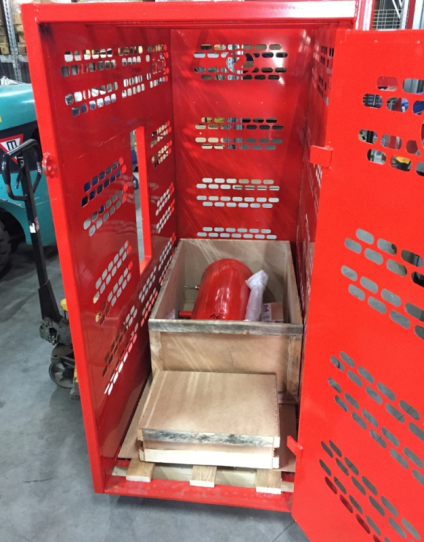 Защитная клеть Sivik KC-115 для грузовых колёс, авт. накачка с бустером