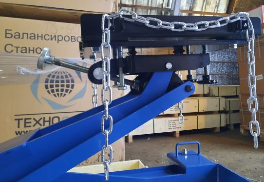 Домкрат трансмиссионный 2т подкатной для кпп Техносоюз ES0704