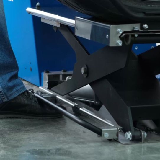 Пневматический лифт для подъема легковых и грузовых колес, 70 кг Sivik КС-239