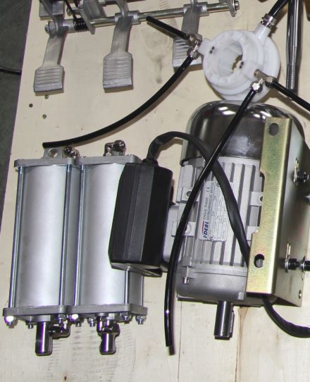 Шиномонтажный станок M-100 AE&T с подключением 220 Вольт