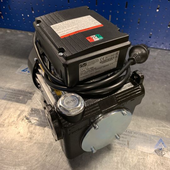 Насос для дизеля 220 в Adam Pumps PA3-150 PA1500