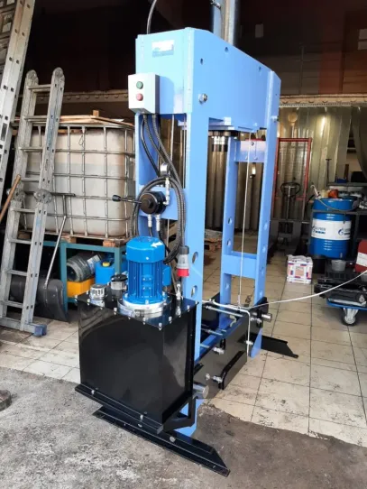 Пресс электрогидравлический ARTAZ ПГ100 100т, напольный