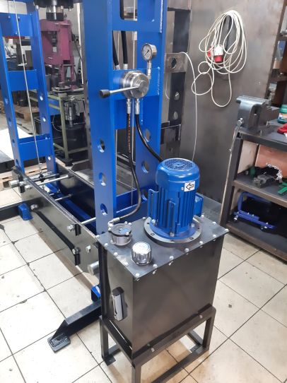 Пресс электрогидравлический ARTAZ ПГ100.2 100т, напольный