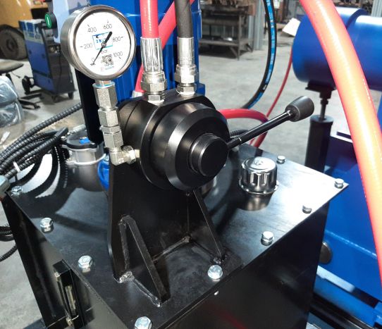 Пресс электрогидравлический ARTAZ ПГГ400.1 400т, напольный