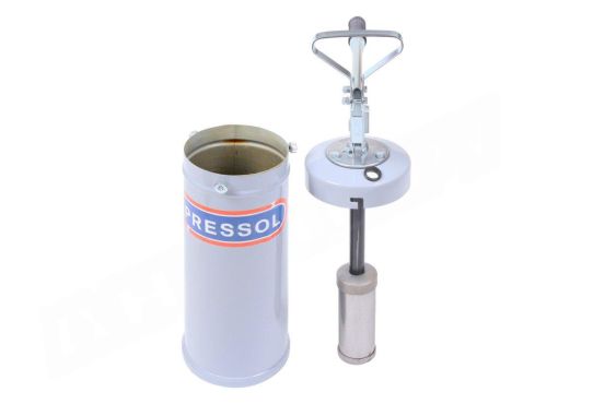 Нагнетатель масла ручной с емкостью 8 л переносной 17781 Pressol