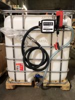 Мини АЗС для ДТ 1000L 12V 40 л/м еврокуб дер. поддон, мех. счетчик, ручной пистолет, шланг 4 м. Мини АЗС для ДТ 1000L 12V 40 л/м еврокуб дер. поддон, мех. счетчик, ручной пистолет, шланг 4 м.