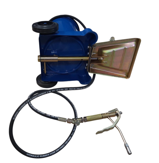 Нагнетатель смазки ножной с емкостью 13 л, выходное давление 400 бар, производительность 300 г/мин, шланг 2.5 м Техносоюз TS-60400