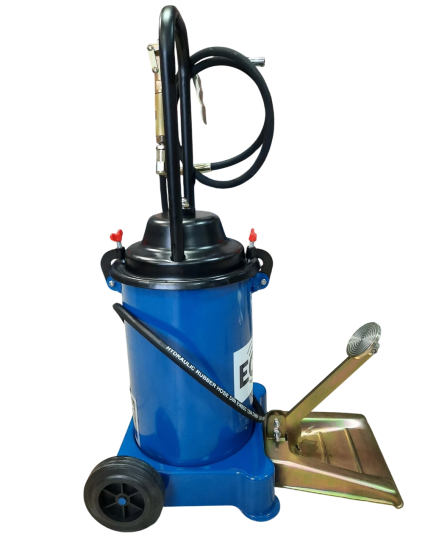 Нагнетатель смазки ножной с емкостью 13 л, выходным давлением до 400 бар, производительность 350-400 г/мин EQFS ES-60400