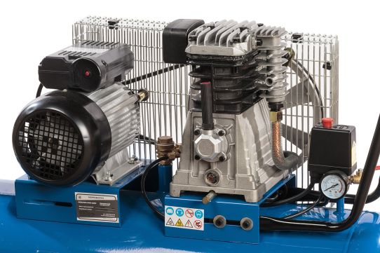 Поршневой компрессор 100 л, 400 л/м, 220В, 2.2 кВт, ременной, масляный Nordberg ECO NCE100/400-220