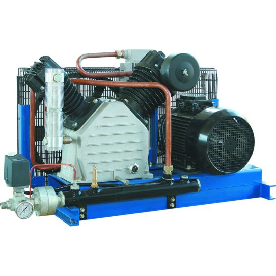 Поршневой компрессор, 800 л/м, 380В, 1.1 кВт, ременной, масляный Remeza ВР15-30 повышенного давления