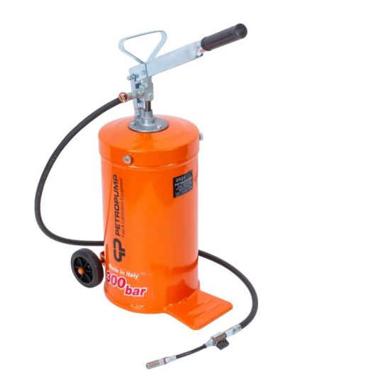 Нагнетатель смазки ручной на 16 л, давление до 300 бар, с производительностью до 6 г/ход Petropump PP210010