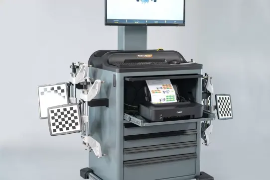 Стенд 3D сход-развал напольный для легковых автомобилей Техновектор P 7204 TAM