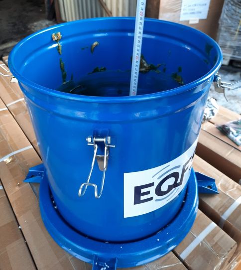 Нагнетатель смазки электрический от сети 220 В, с емкостью 38 л, передвижной на колесах  EQFS ES-60700_220